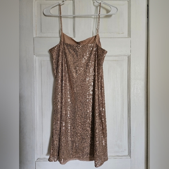 Banana Republic gold sequin mini - Picture 5 of 6